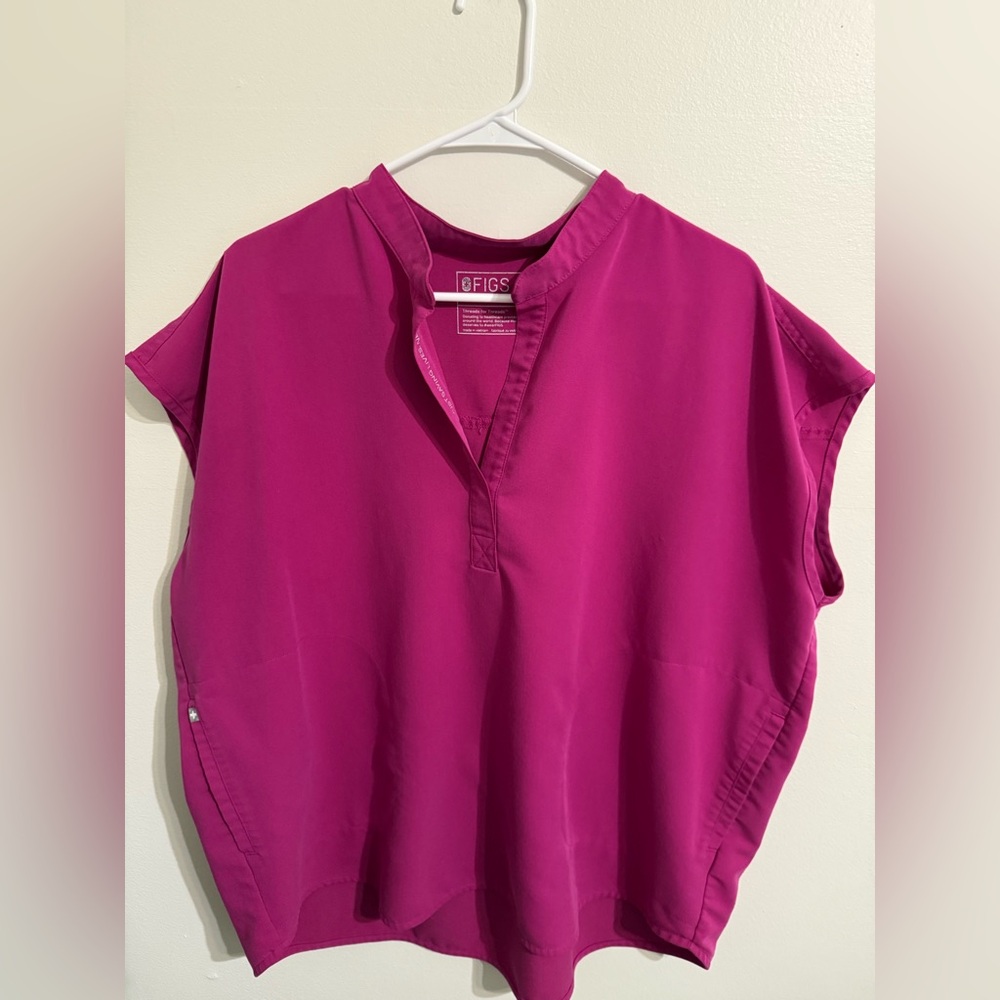Figs Rafaela Top in Raspberry Sorbet - size XL